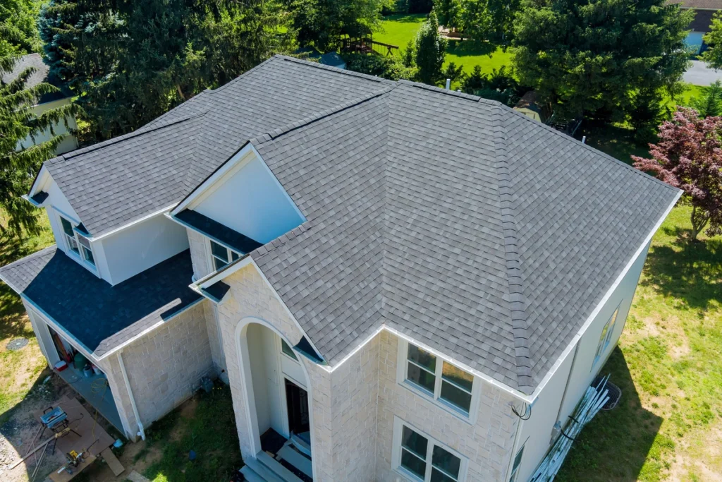 asphalt-shingle-roof