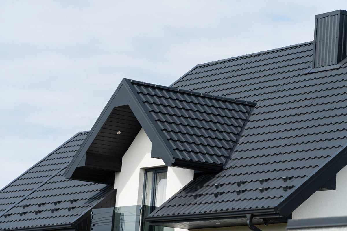 cost-of-metal-roof-vs-shingle
